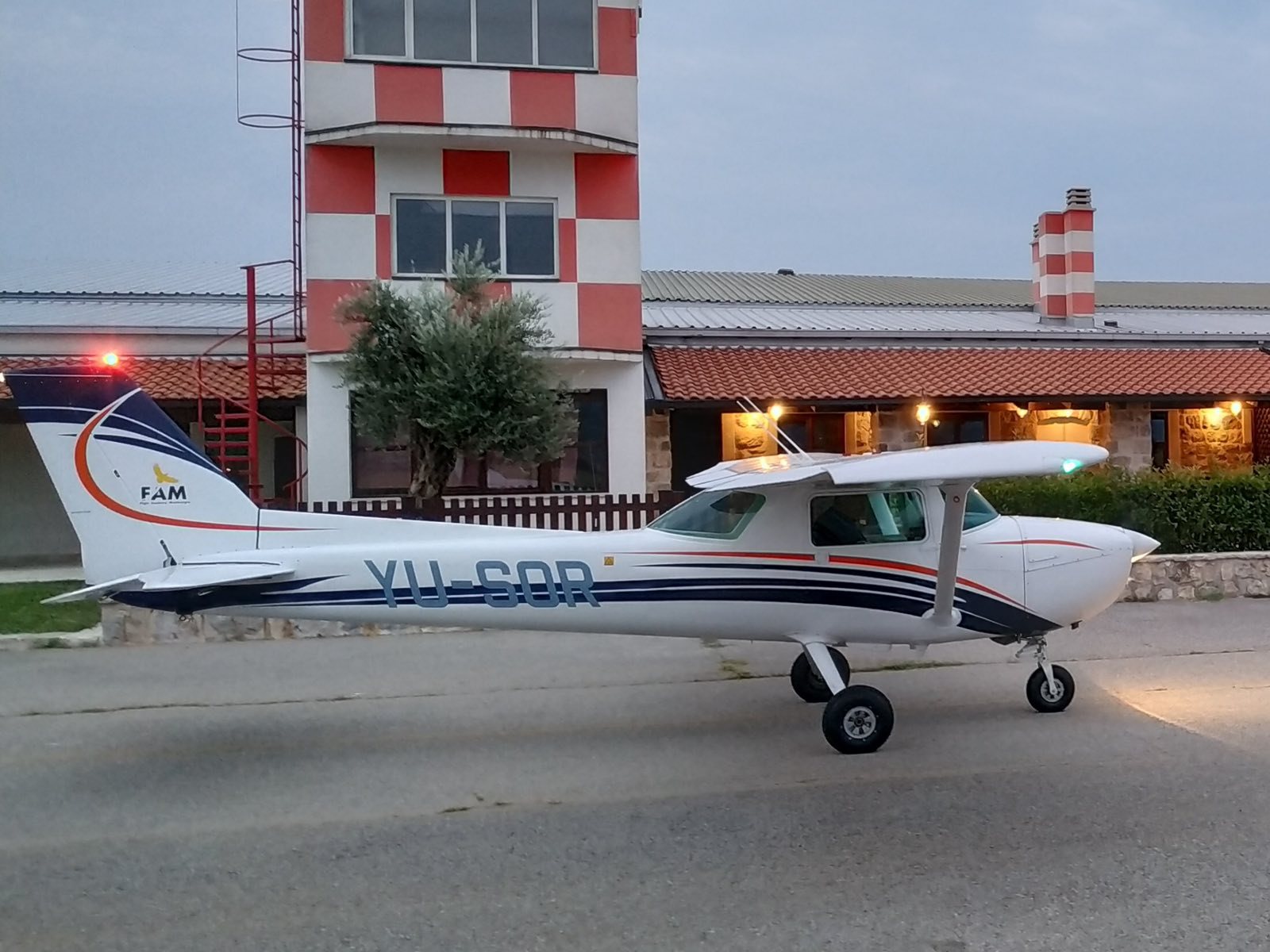 Aeroplane training in Montenegro