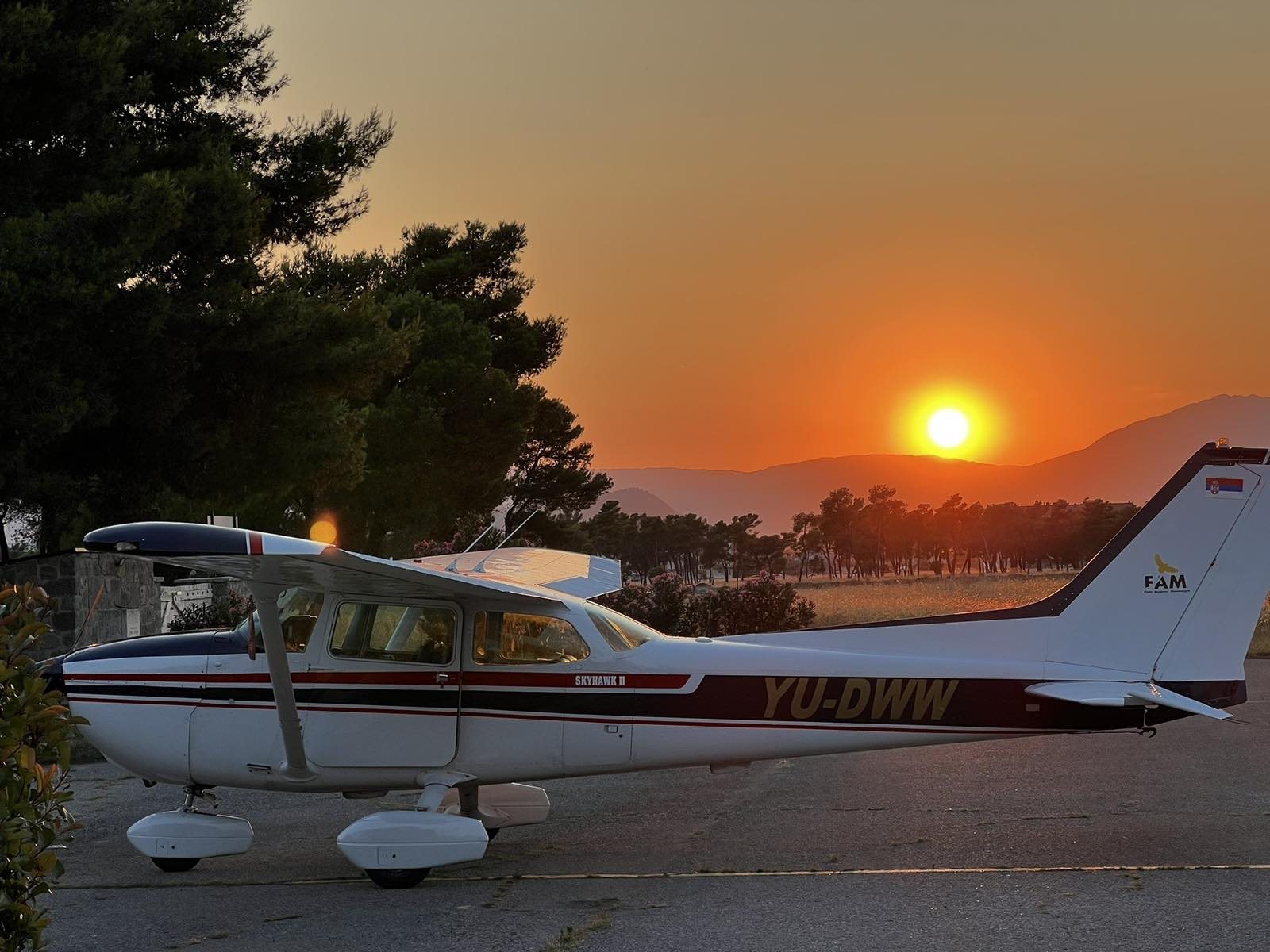 Aeroplane training in Montenegro