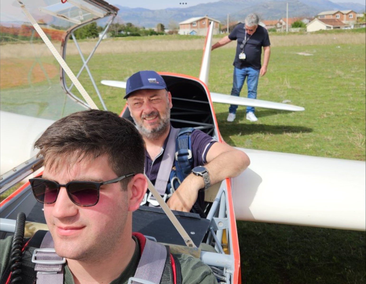 FAM students and pilots